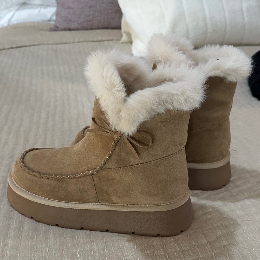 Altered State boots, new without box or tags.